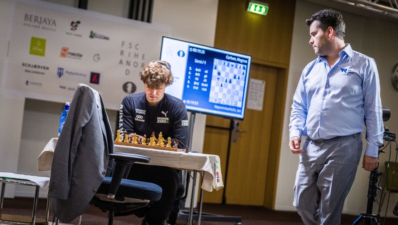 FIDE World FR Championship: Carlsen crashes out, Nakamura downs prodigy to  set up surprise final